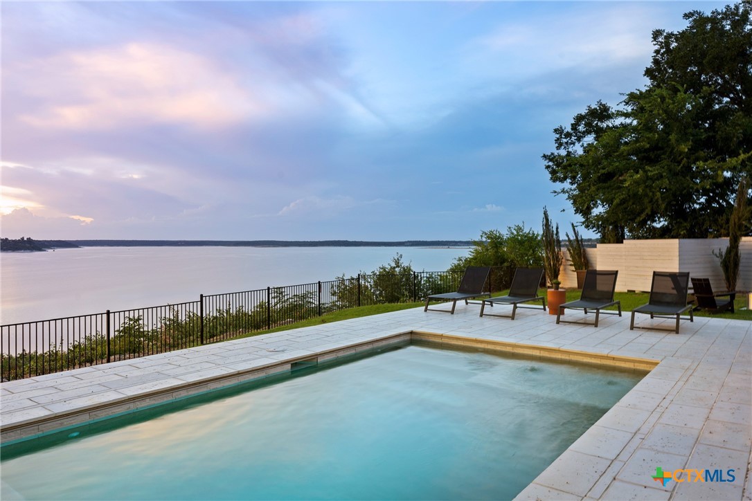 115 Lakeview Drive Drive