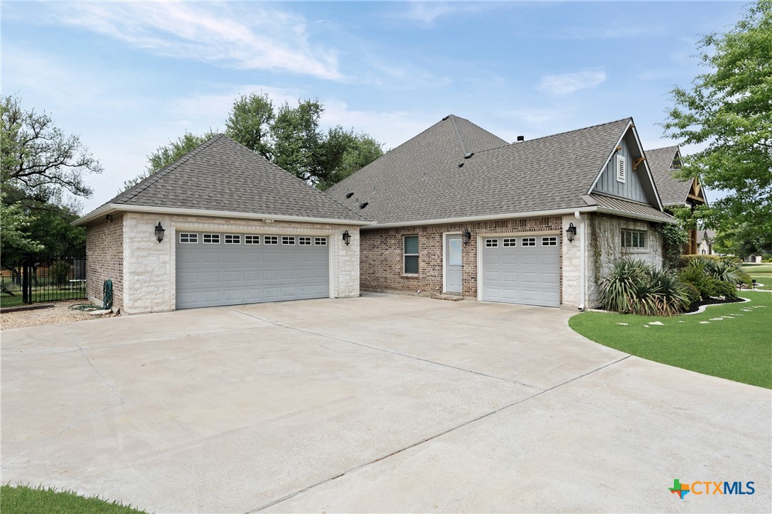 654 Quitman Court