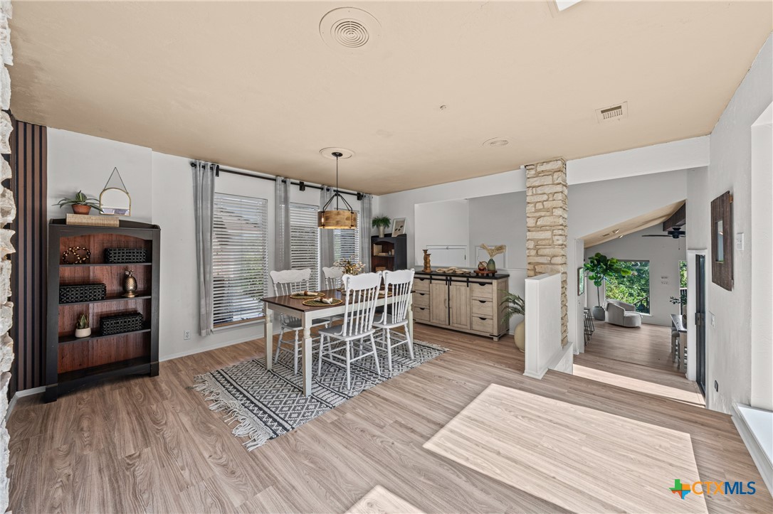 2800 Pecan Valley Drive