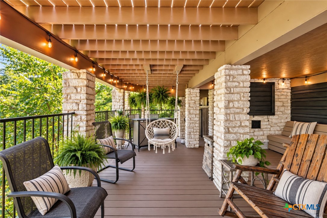 2800 Pecan Valley Drive