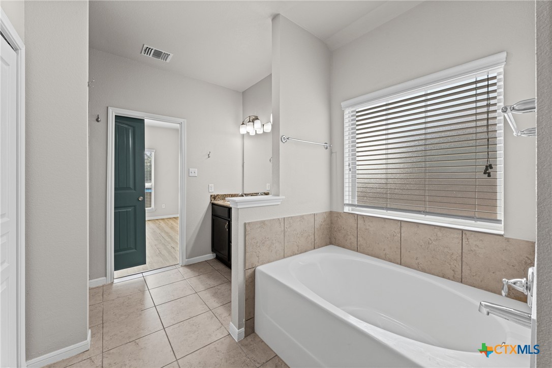 504 Copper Ridge Loop