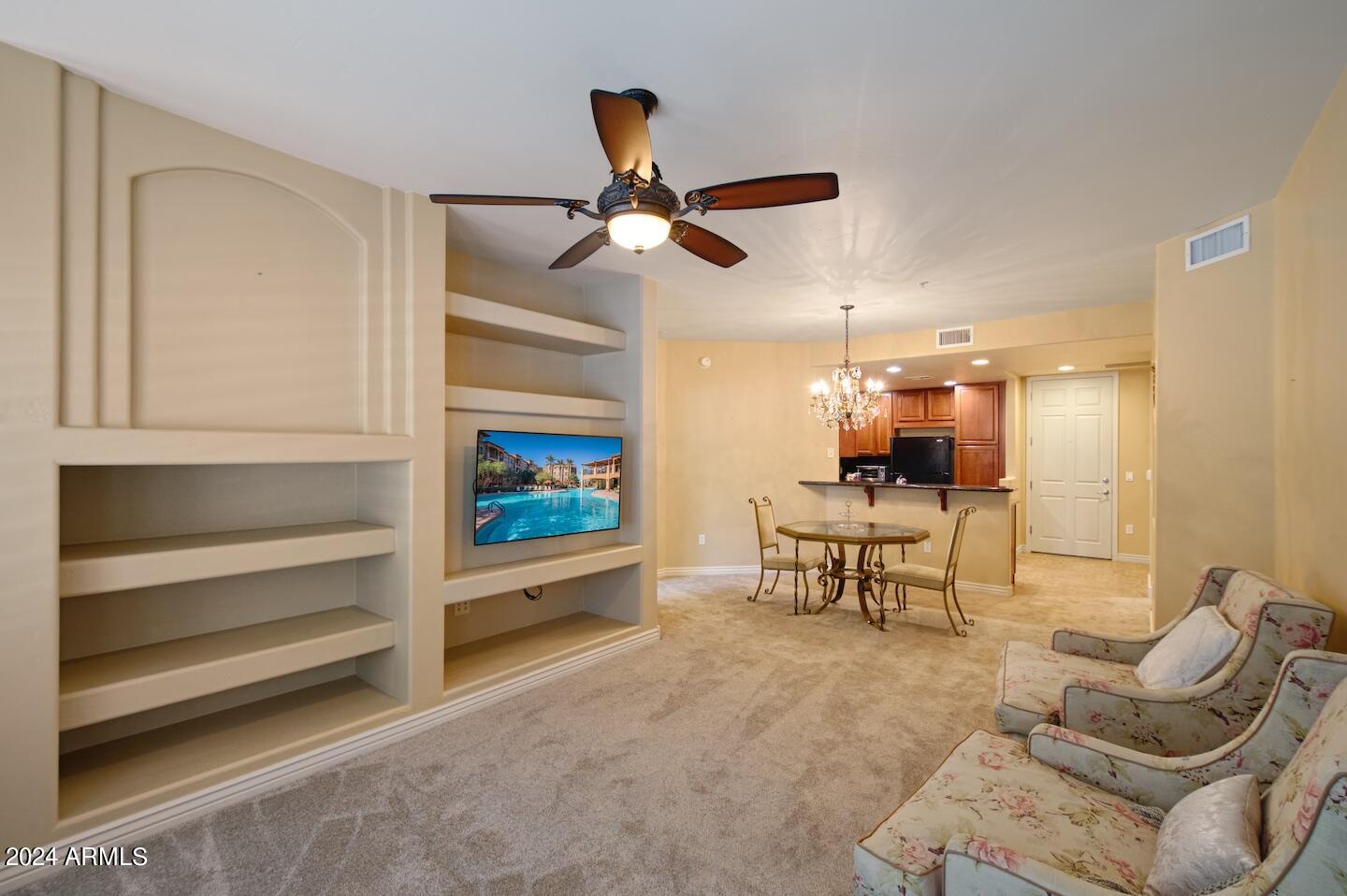 5450 E DEER VALLEY Drive 2213