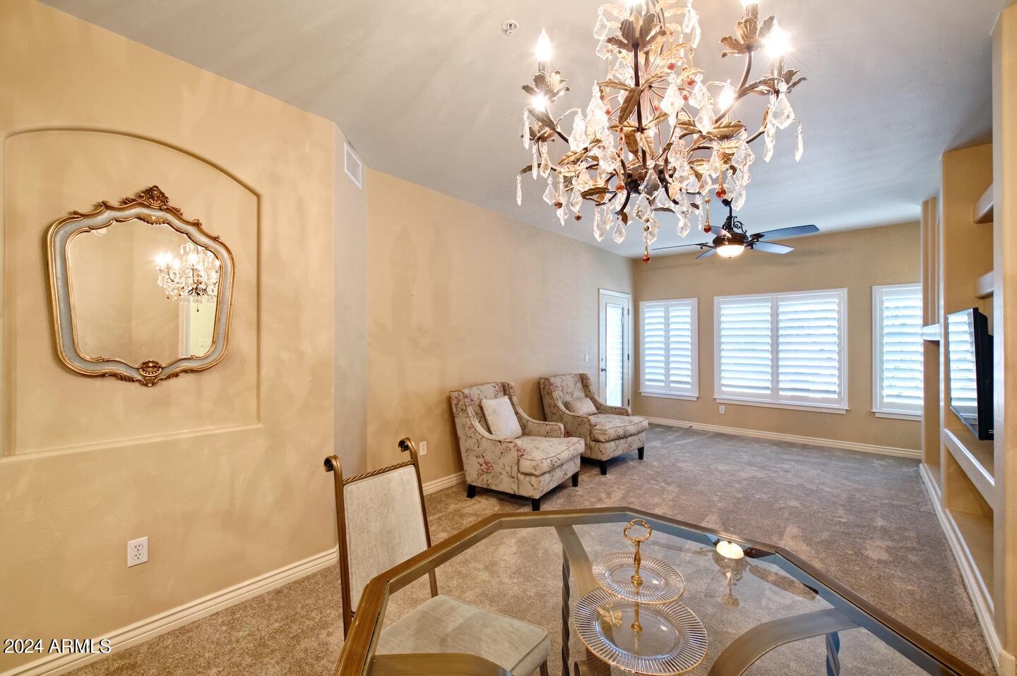 5450 E DEER VALLEY Drive 2213