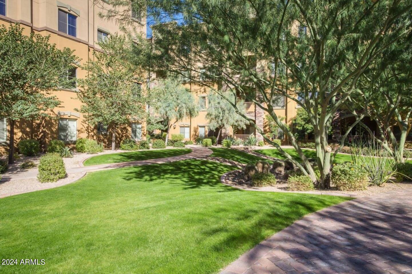 5450 E DEER VALLEY Drive 2213