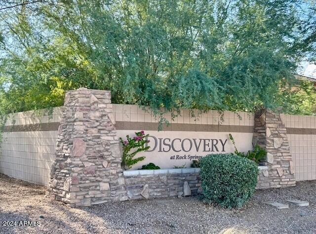 7597 W FETLOCK Trail