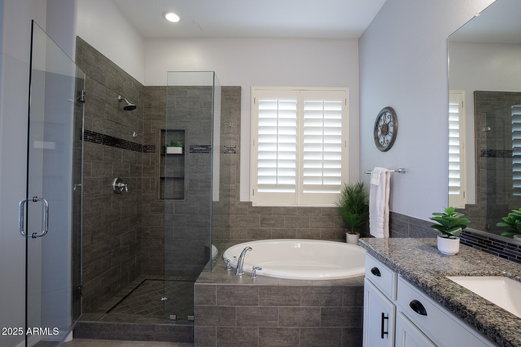 5927 E SIENNA BOUQUET Place