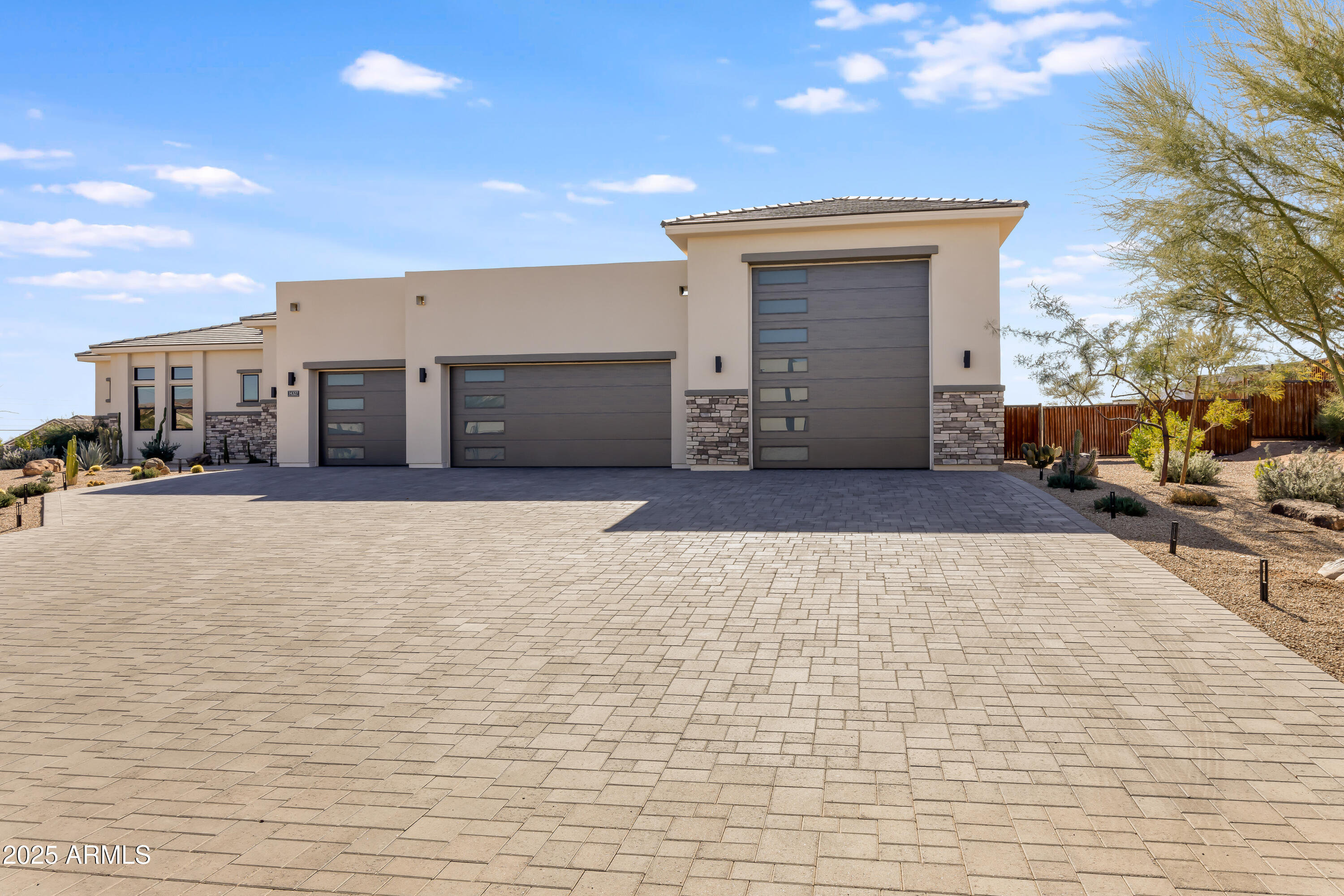 14327 E SKINNER Drive