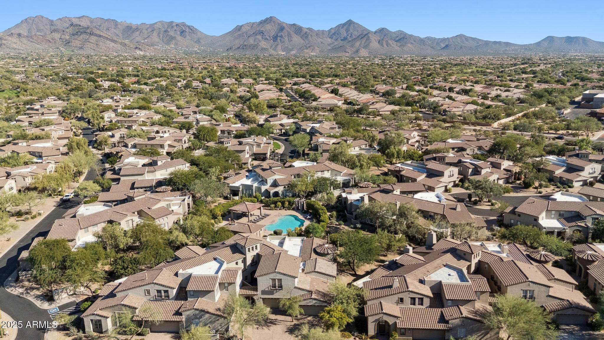 20802 N Grayhawk Drive 1113