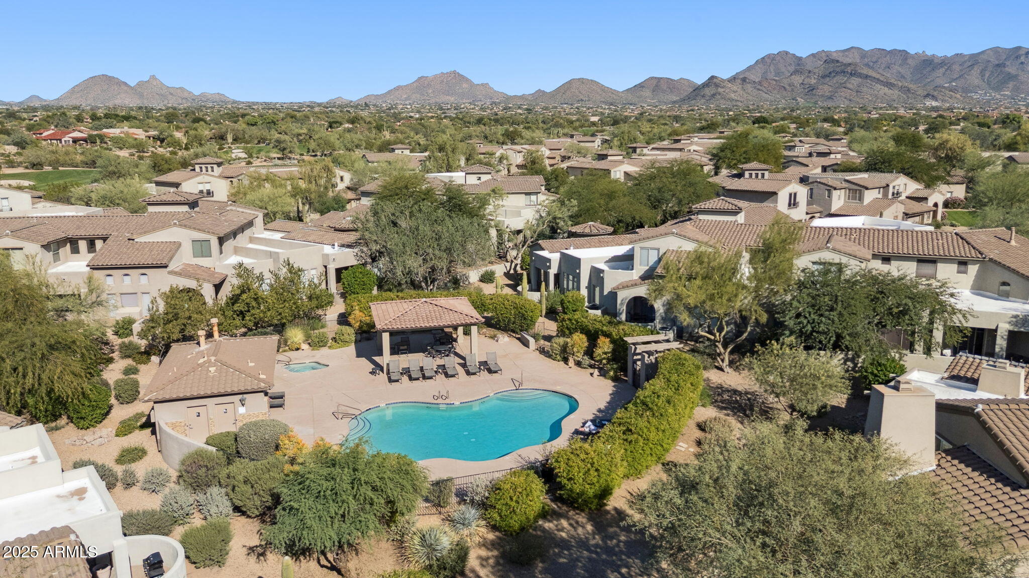 20802 N Grayhawk Drive 1113