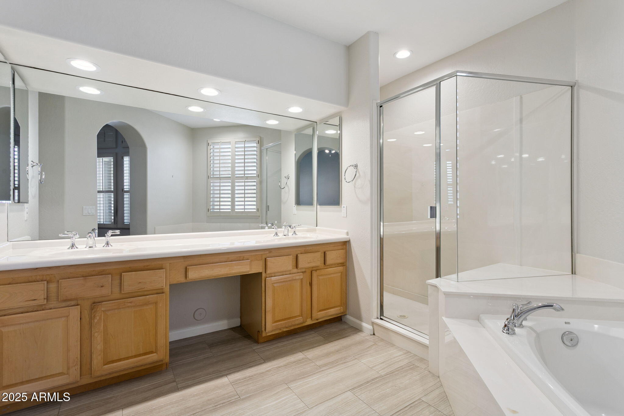 20802 N Grayhawk Drive 1113