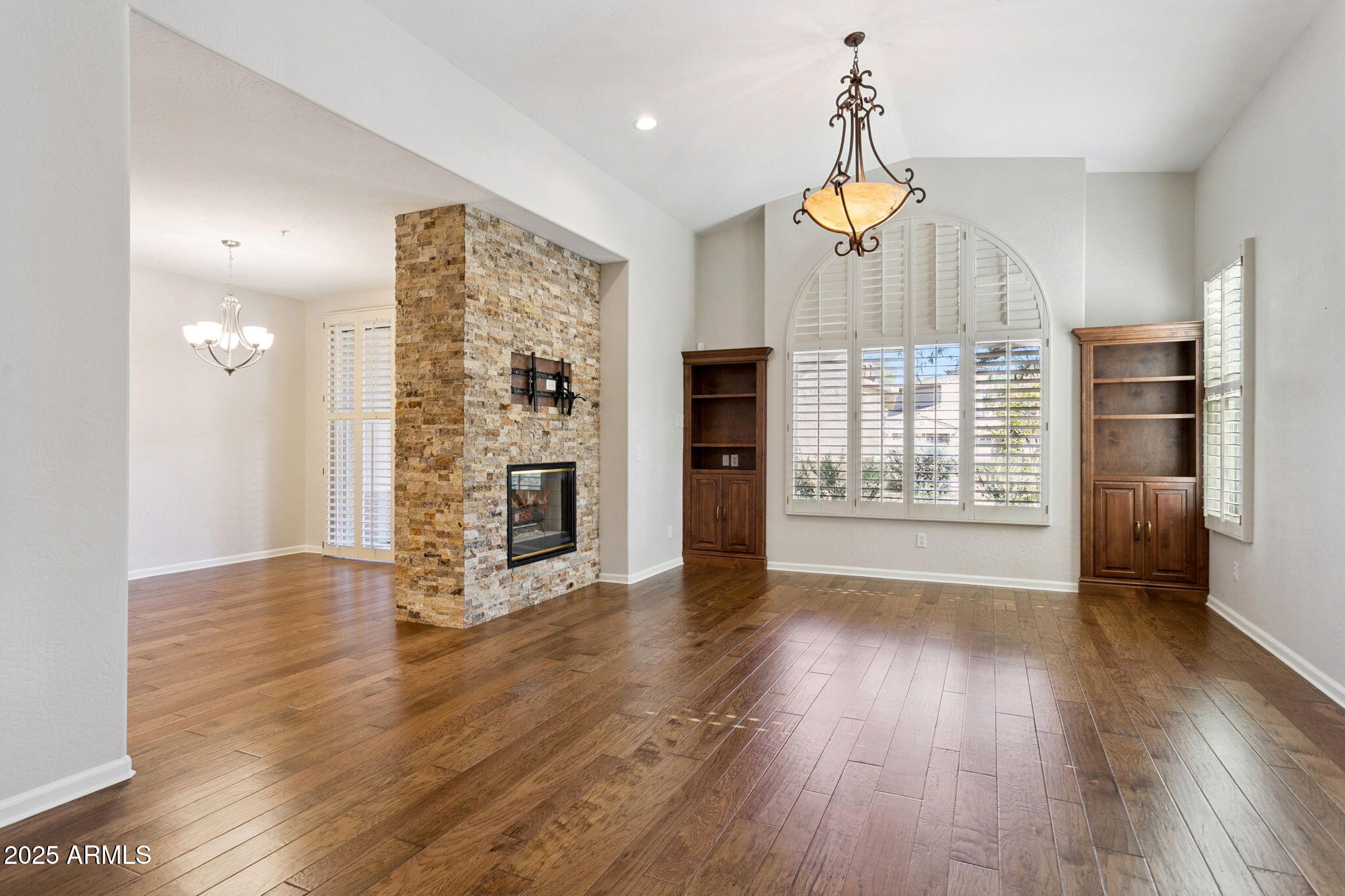 20802 N Grayhawk Drive 1113