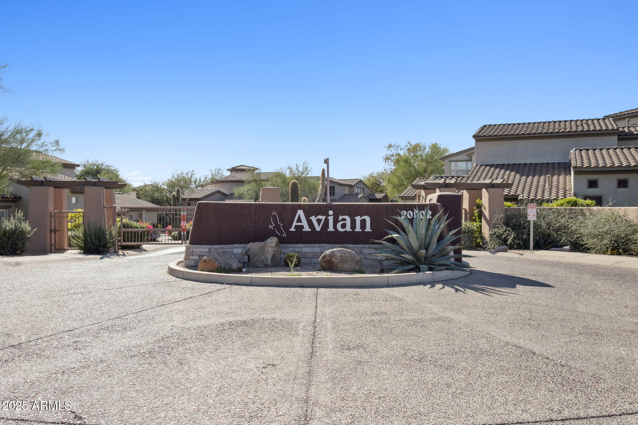 20802 N Grayhawk Drive 1113