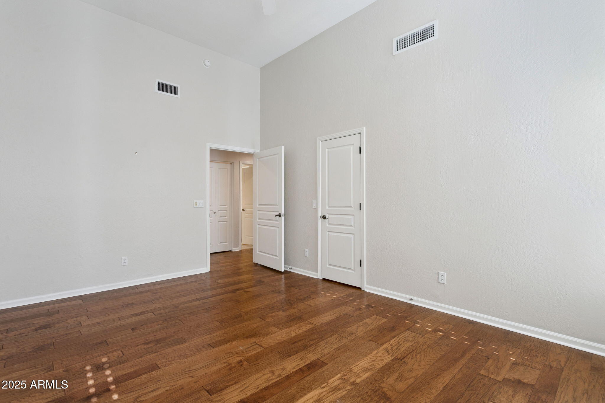 20802 N Grayhawk Drive 1113