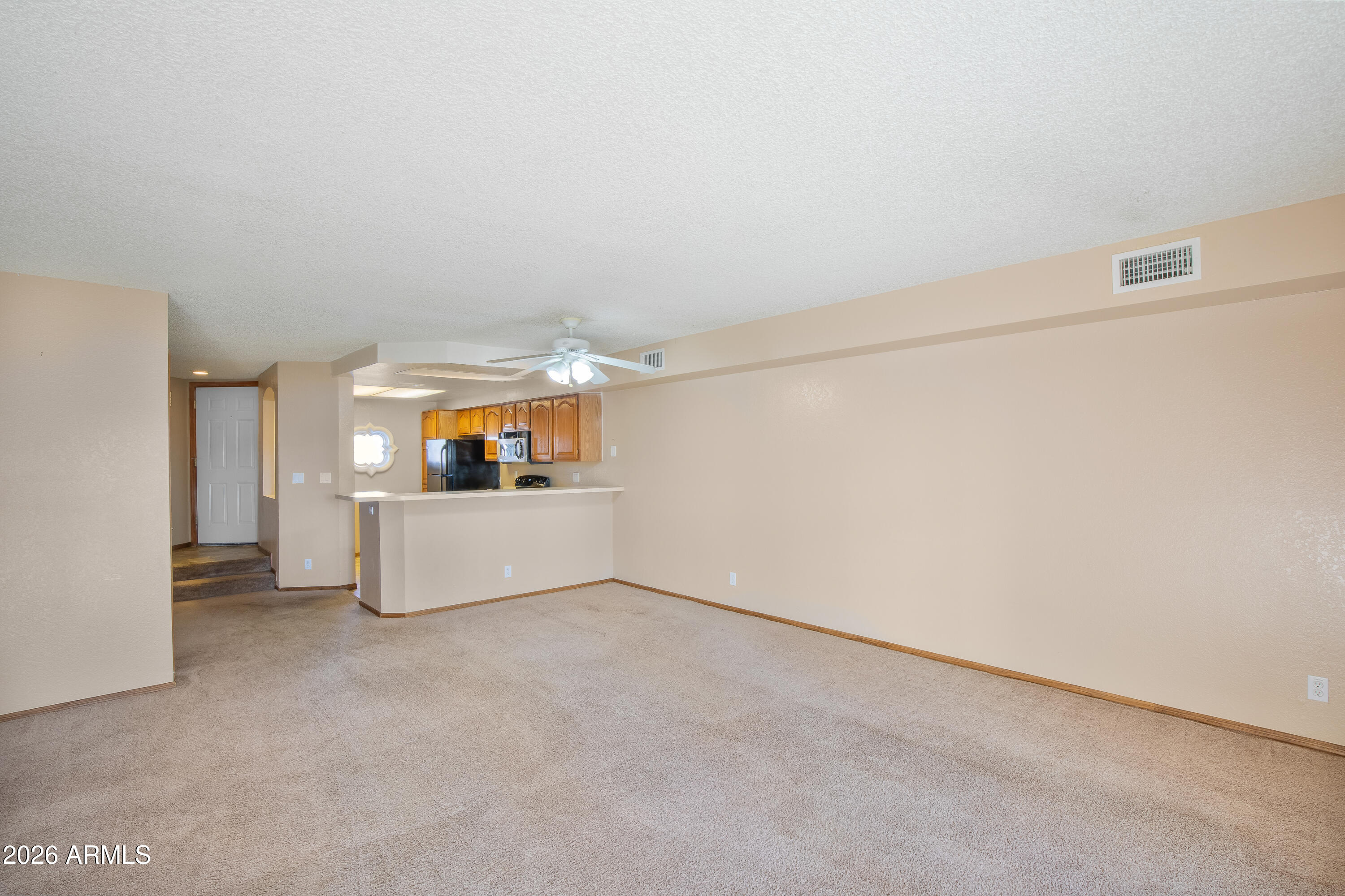 2201 W UNION HILLS Drive 106
