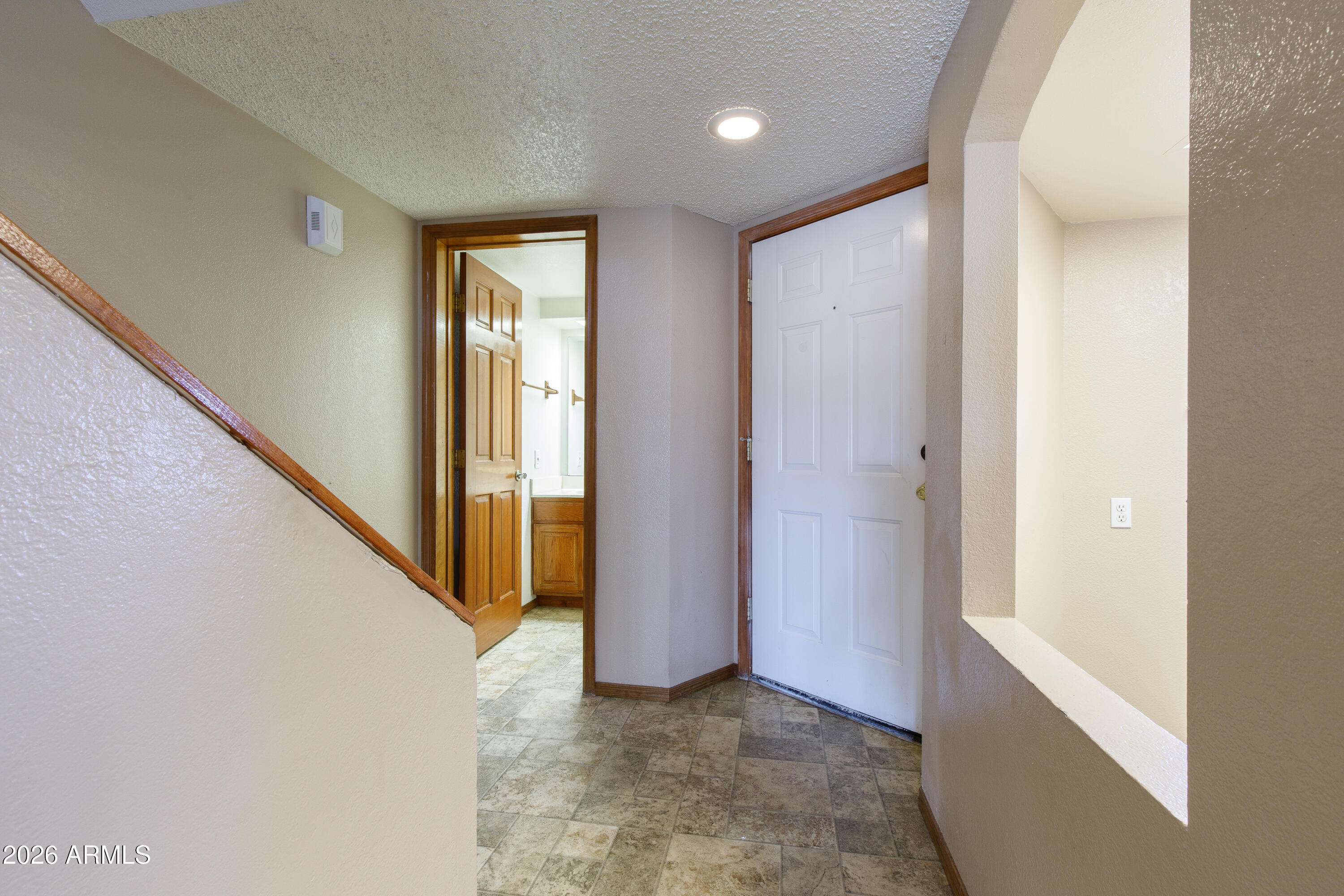 2201 W UNION HILLS Drive 106