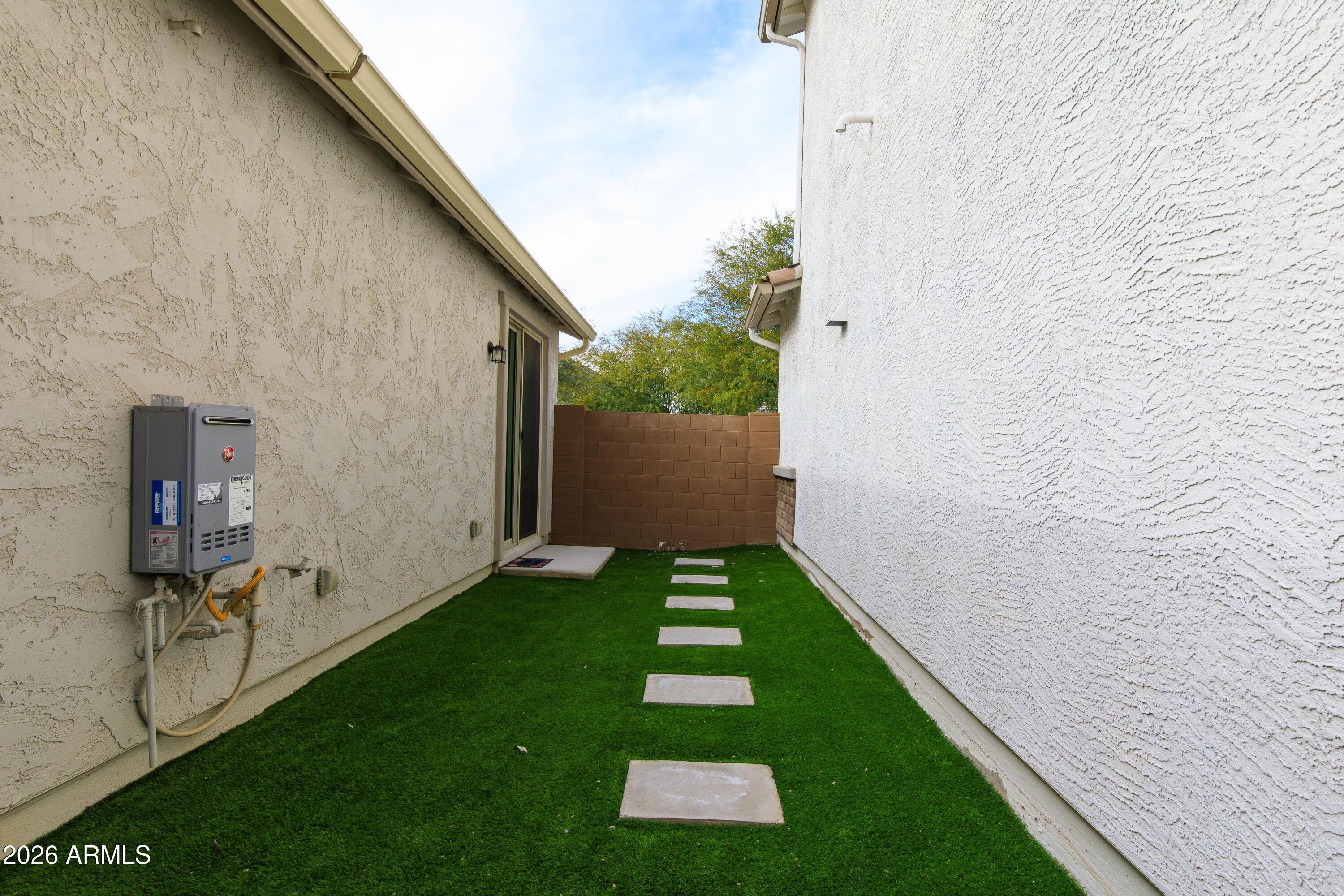 14182 W HACKAMORE Drive
