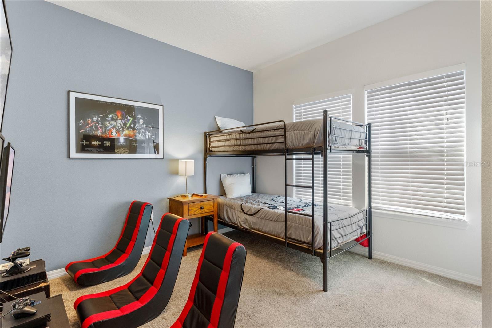 5370 DIPLOMAT CT #104