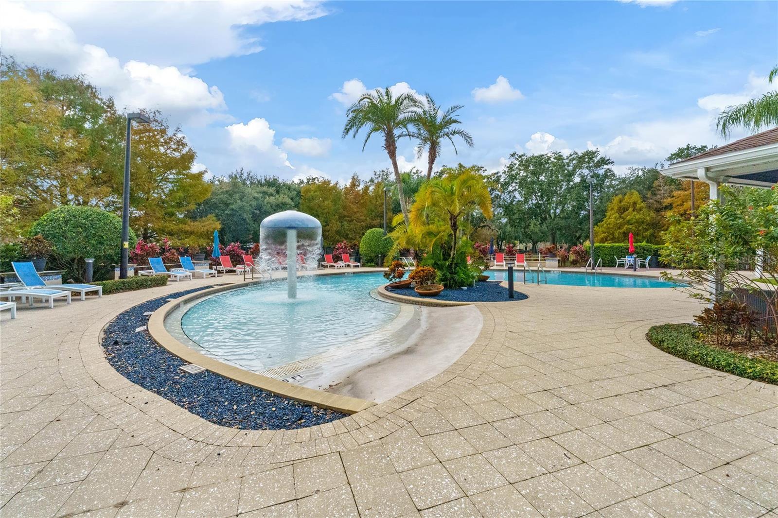 5370 DIPLOMAT CT #104