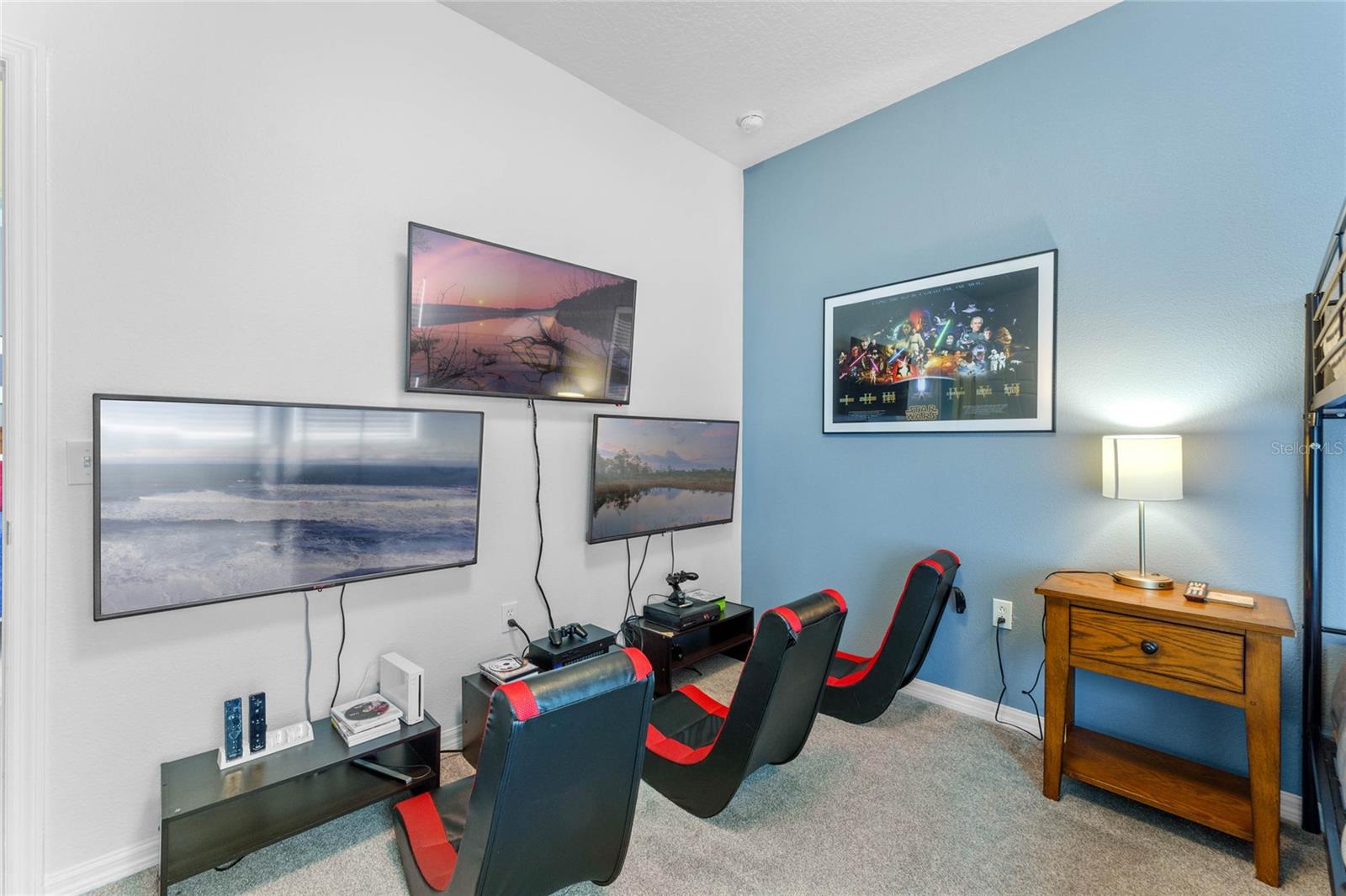 5370 DIPLOMAT CT #104