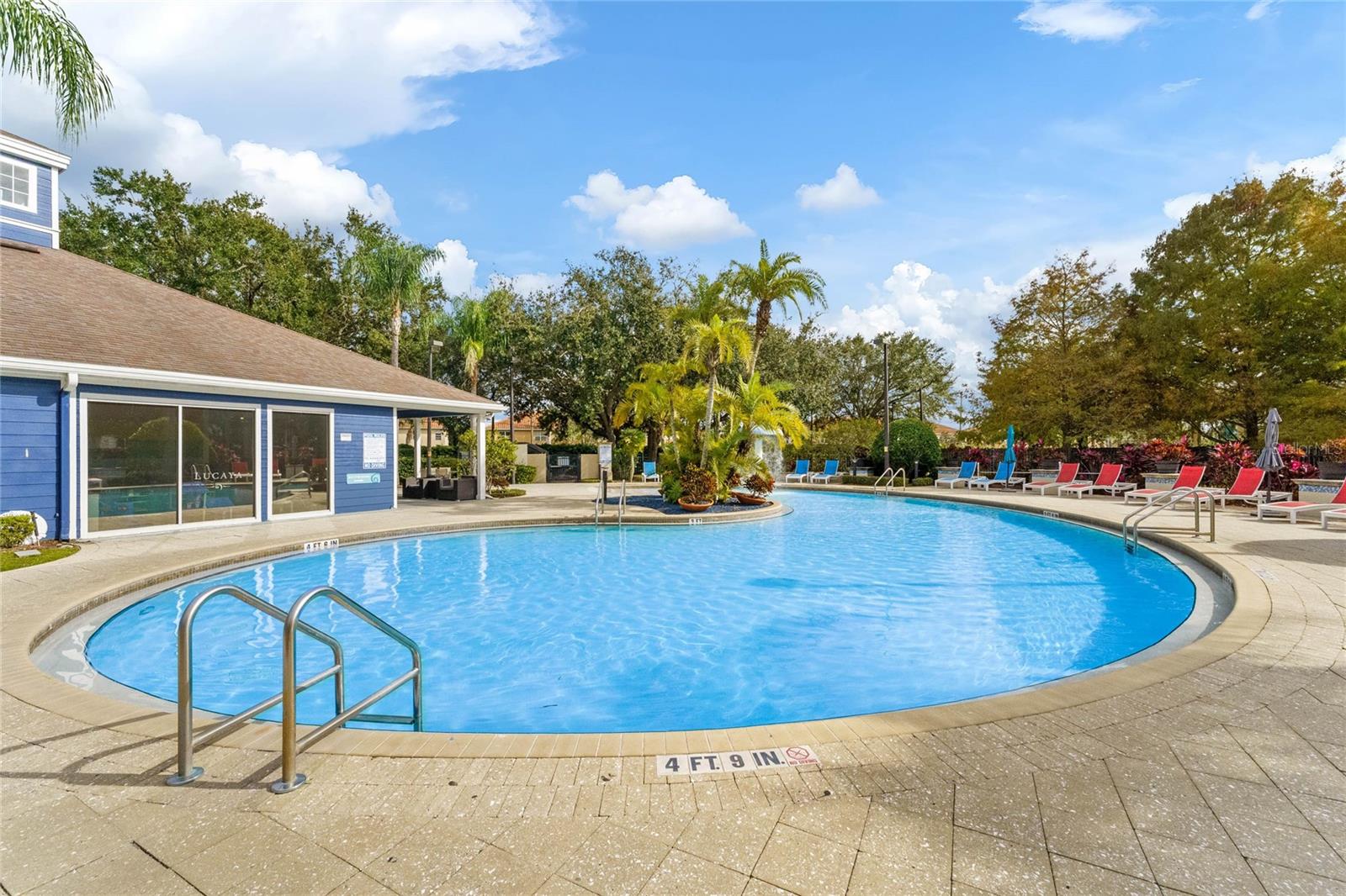 5370 DIPLOMAT CT #104
