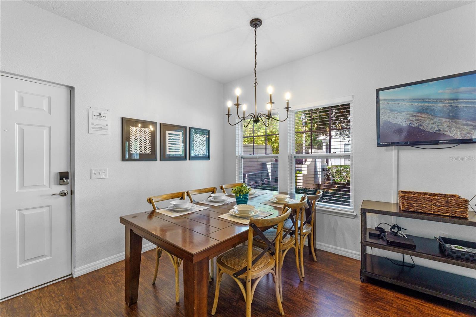 5370 DIPLOMAT CT #104