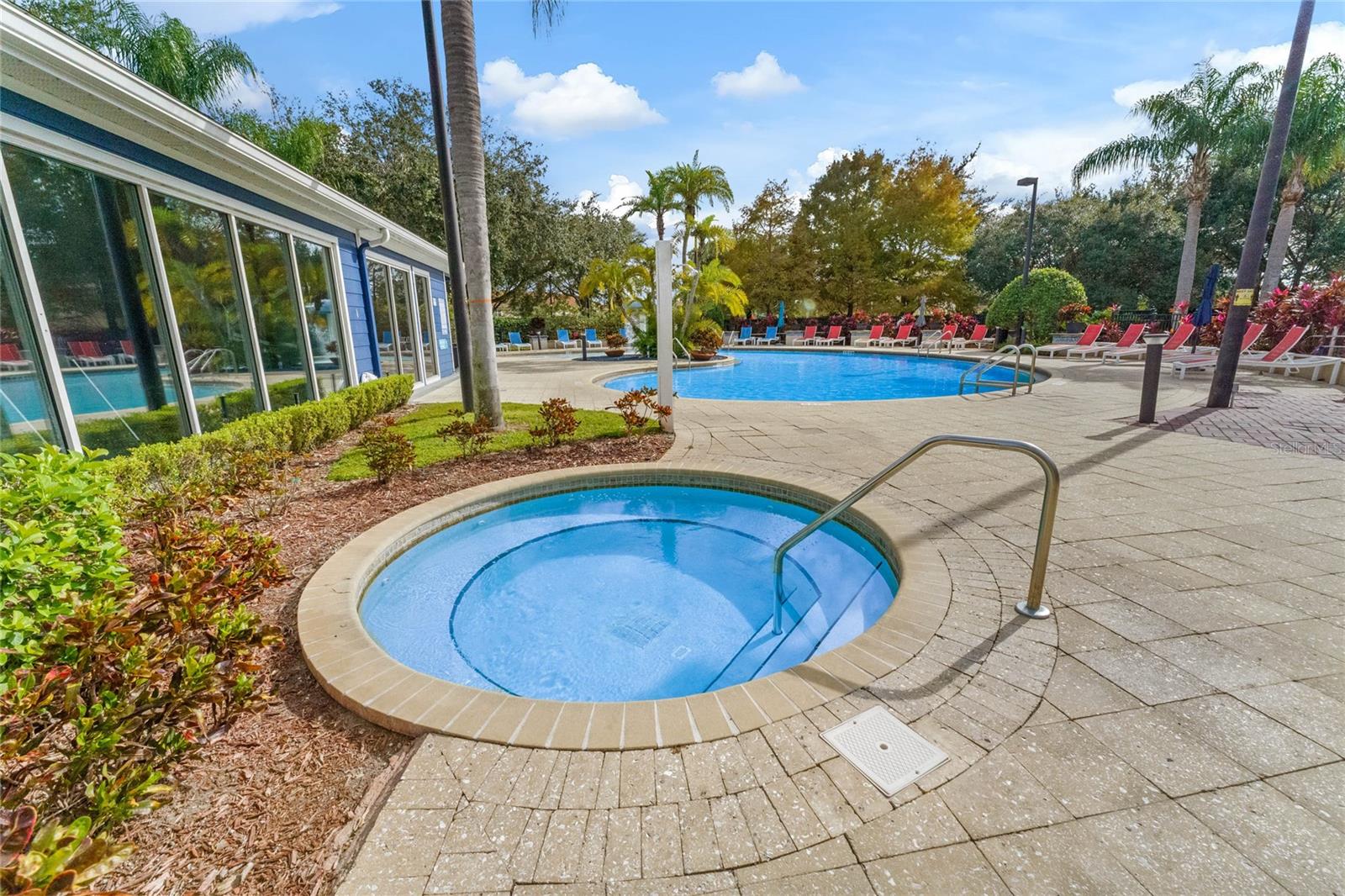 5370 DIPLOMAT CT #104