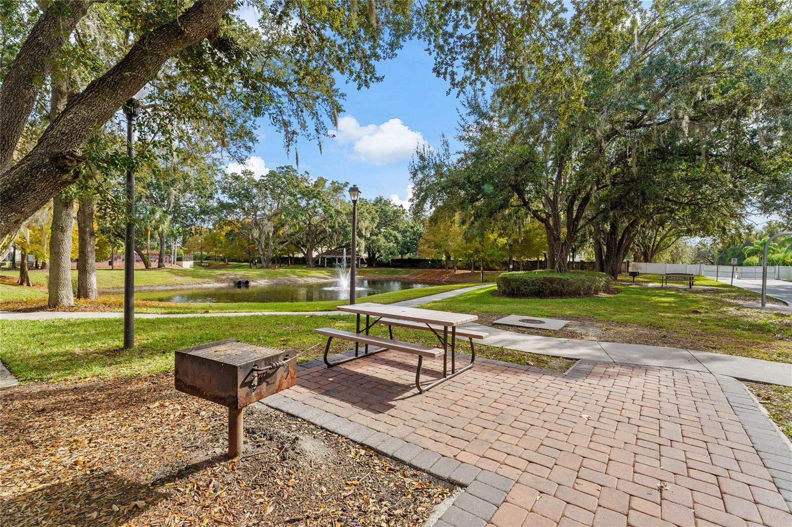 5370 DIPLOMAT CT #104