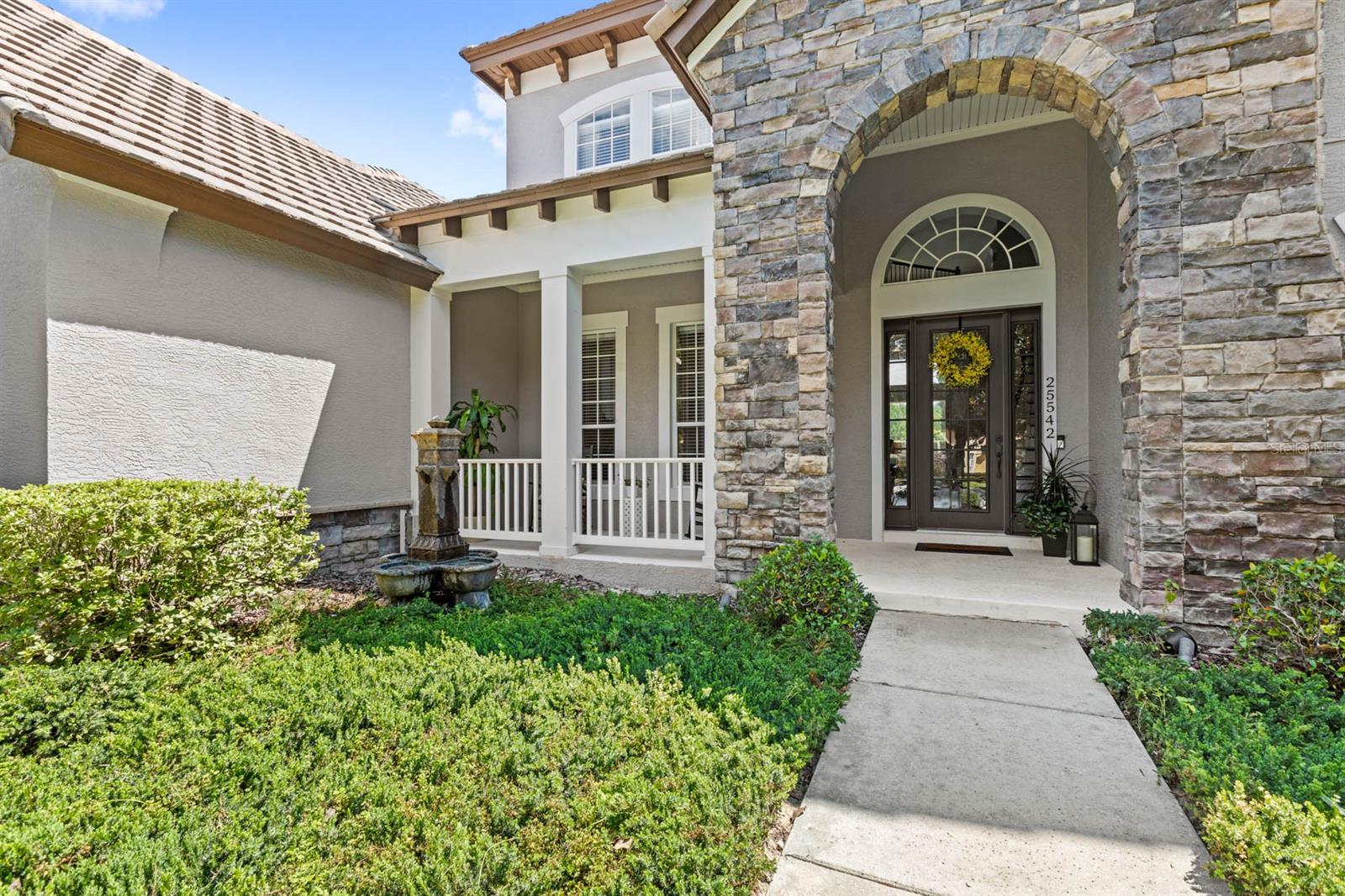 25542 HAWKS RUN LN