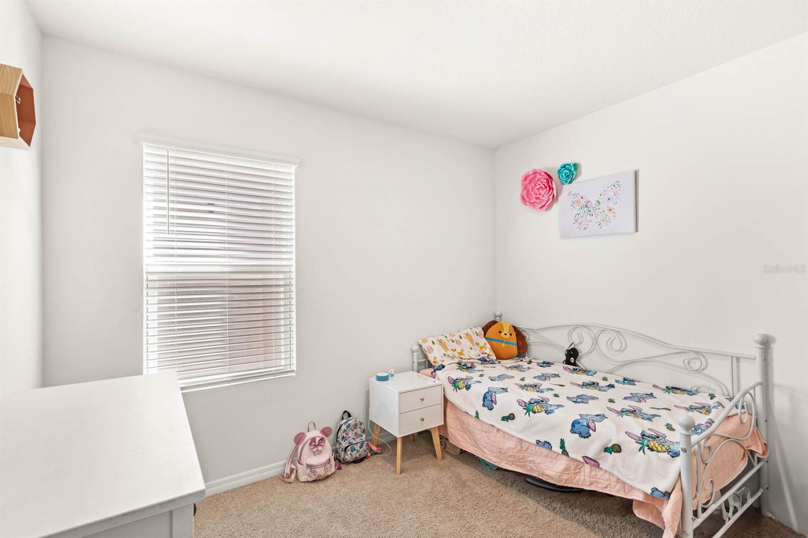 2216 GREENWOOD OAK DR