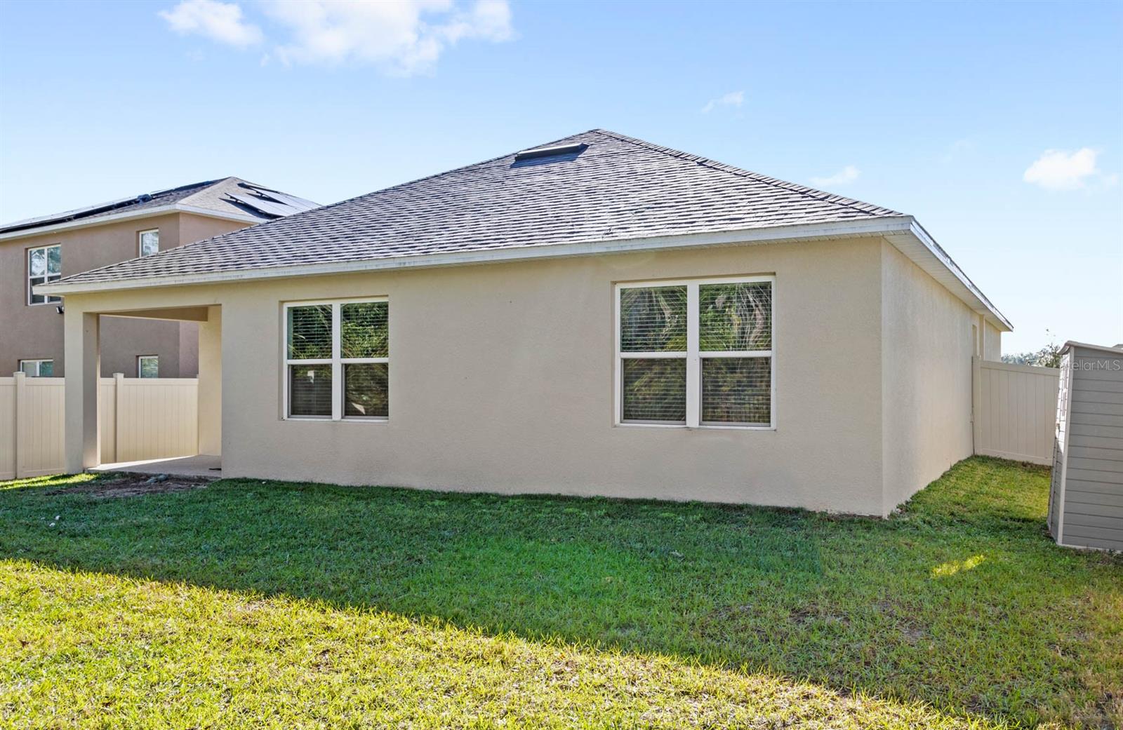 2216 GREENWOOD OAK DR