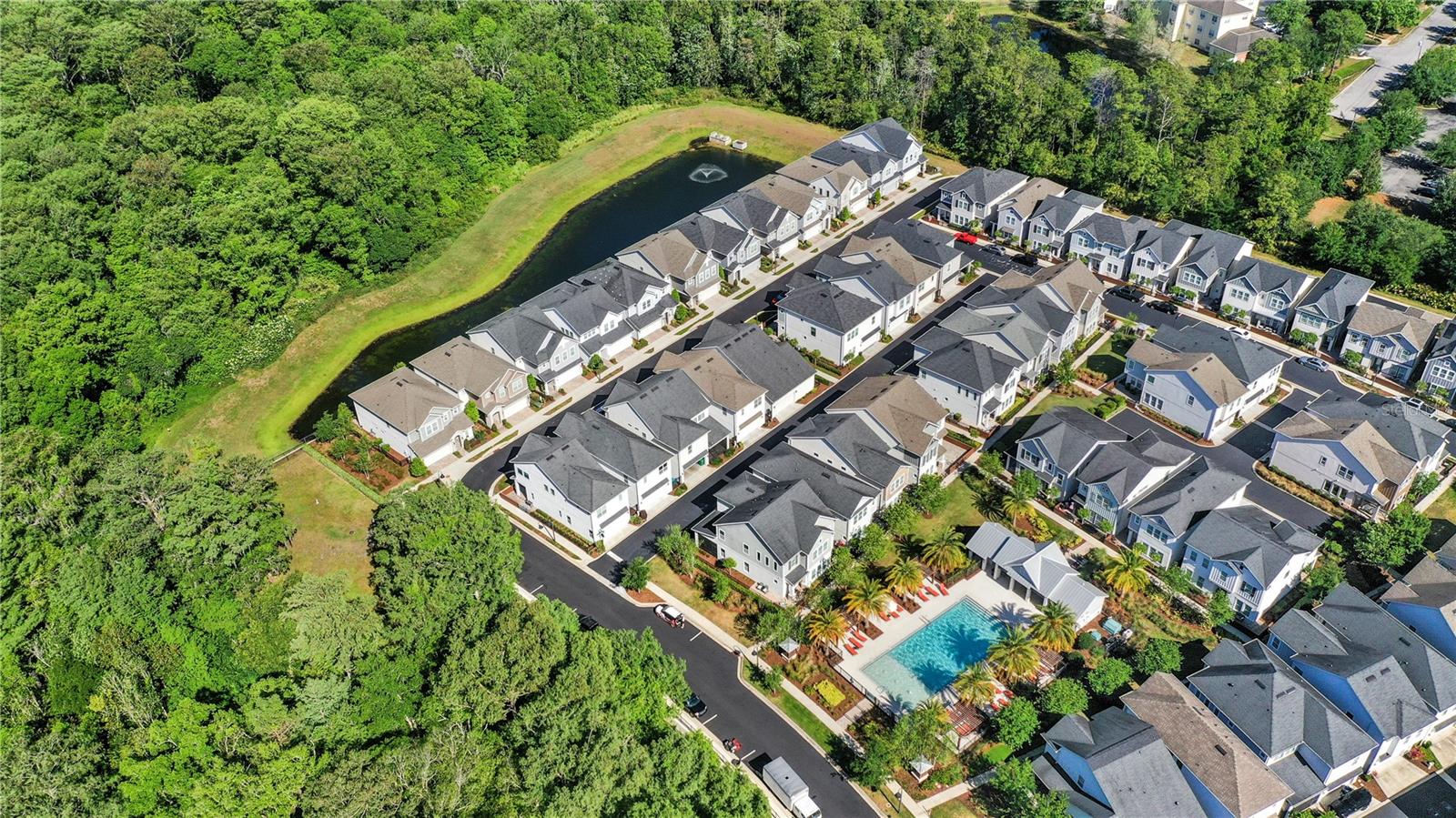 1123 MAHONIA CT