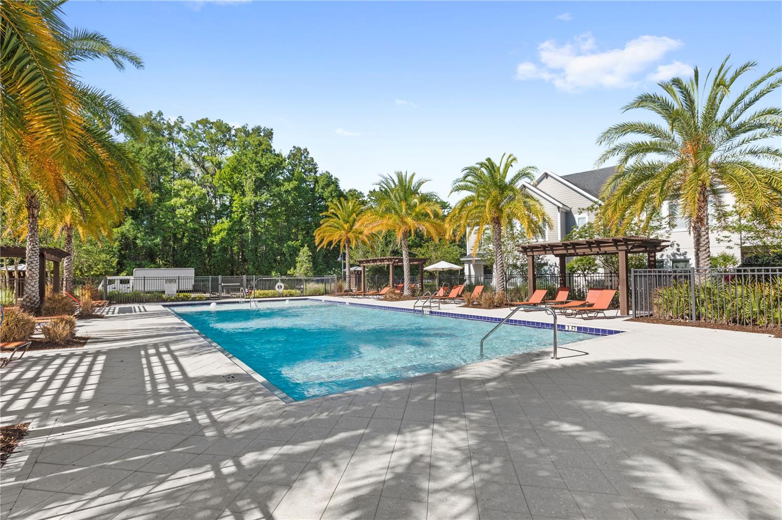1123 MAHONIA CT