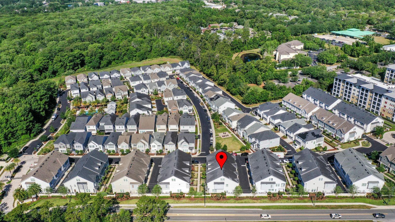 1123 MAHONIA CT