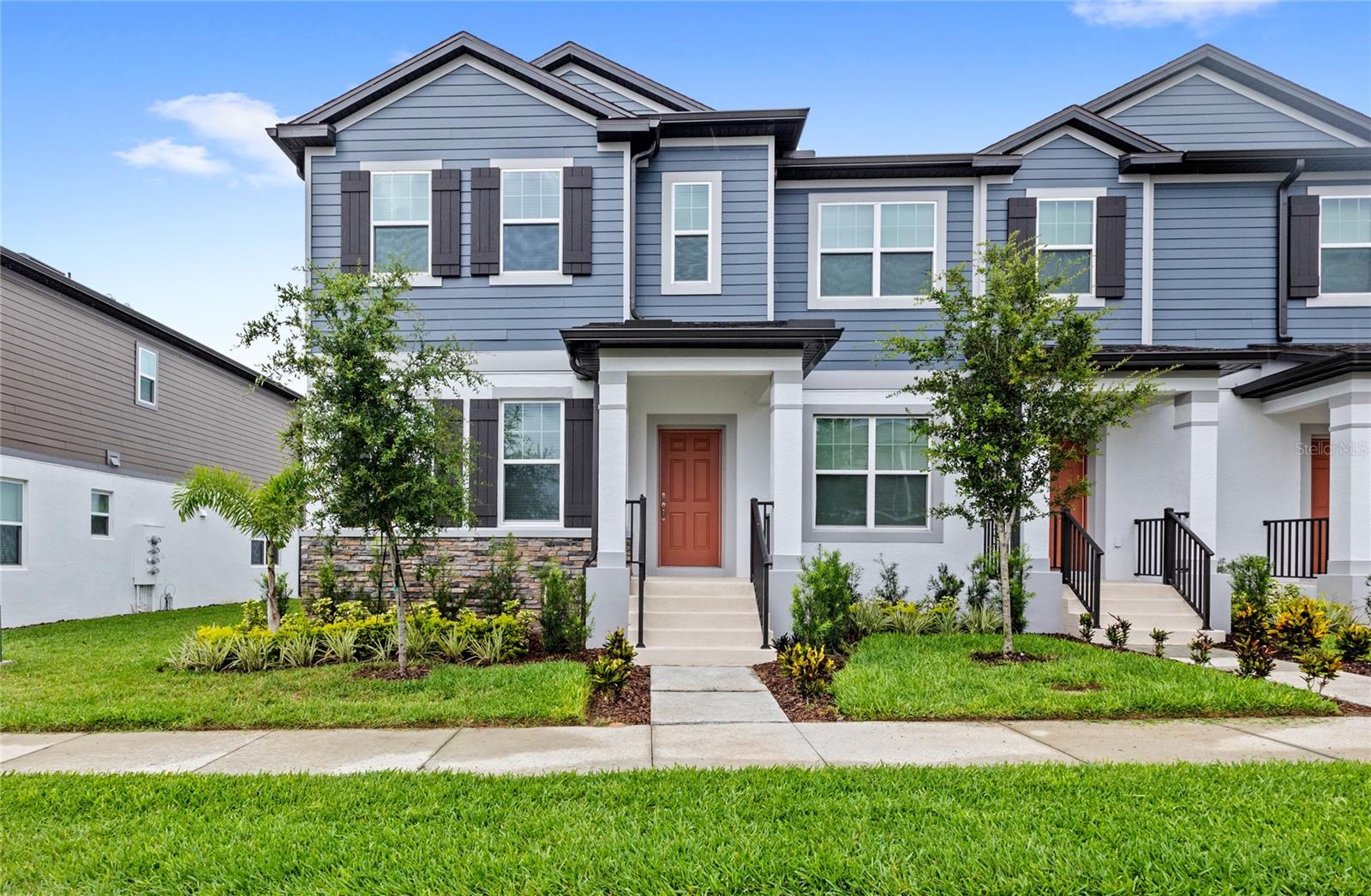 15977 GRAFTON WAY