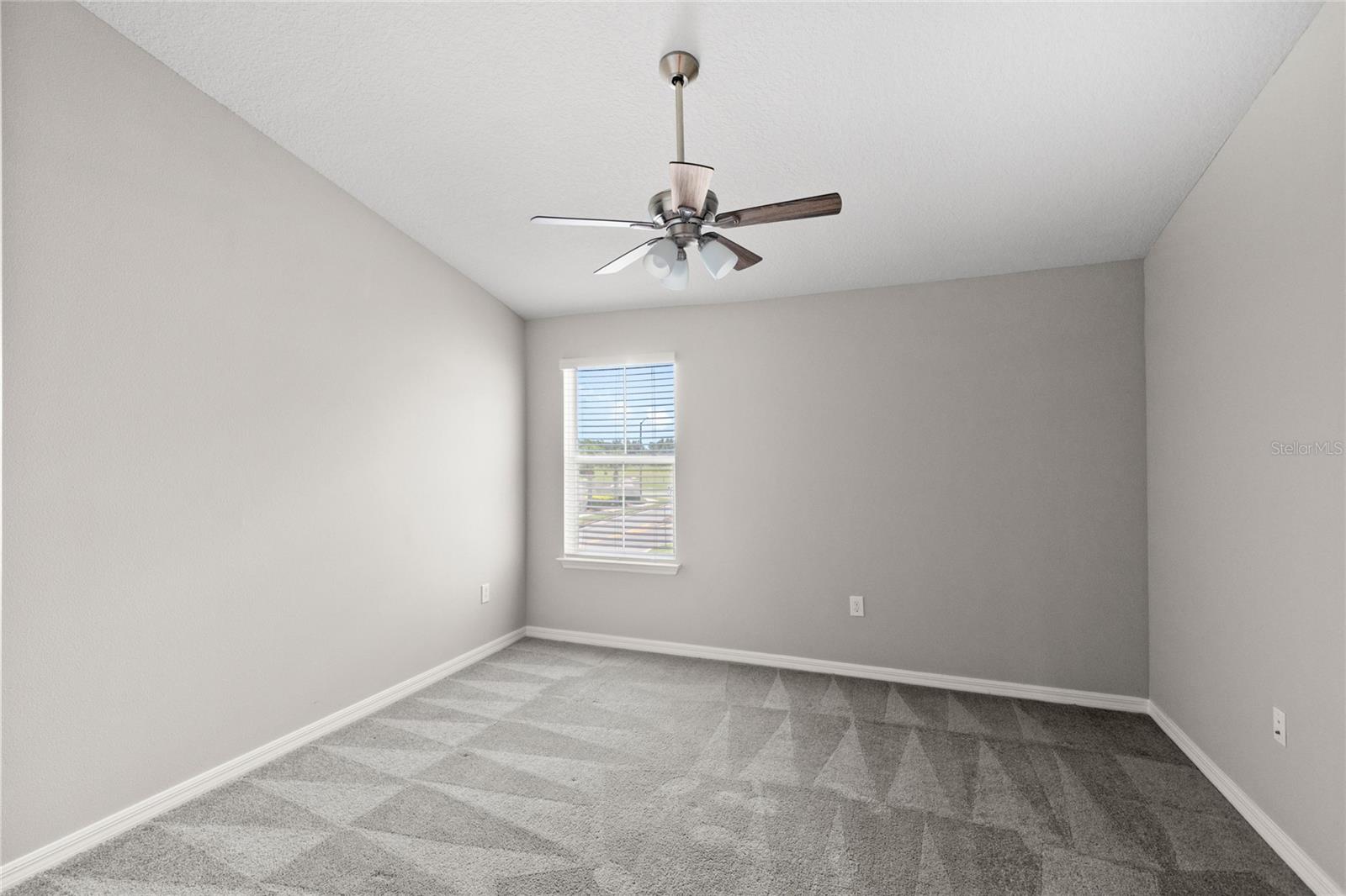 3653 PLAINVIEW DR