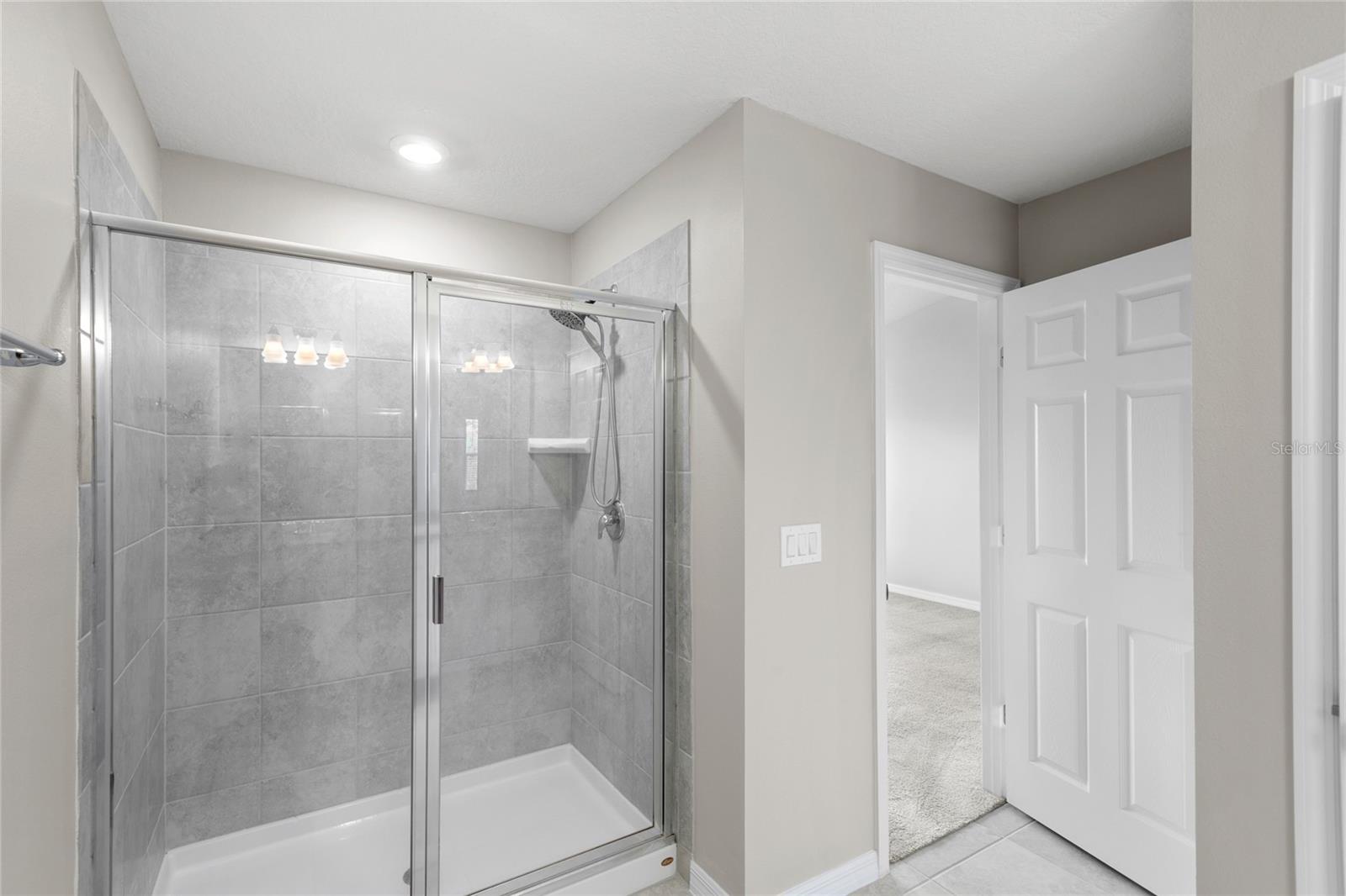 3653 PLAINVIEW DR