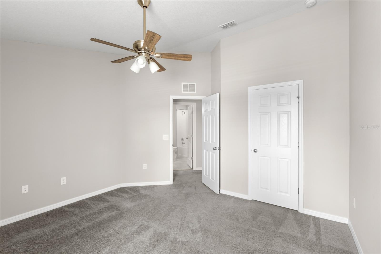 3653 PLAINVIEW DR