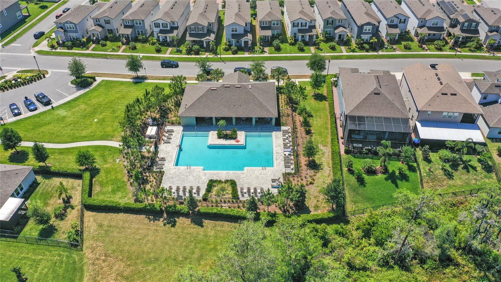 12152 EASTMOOR DR