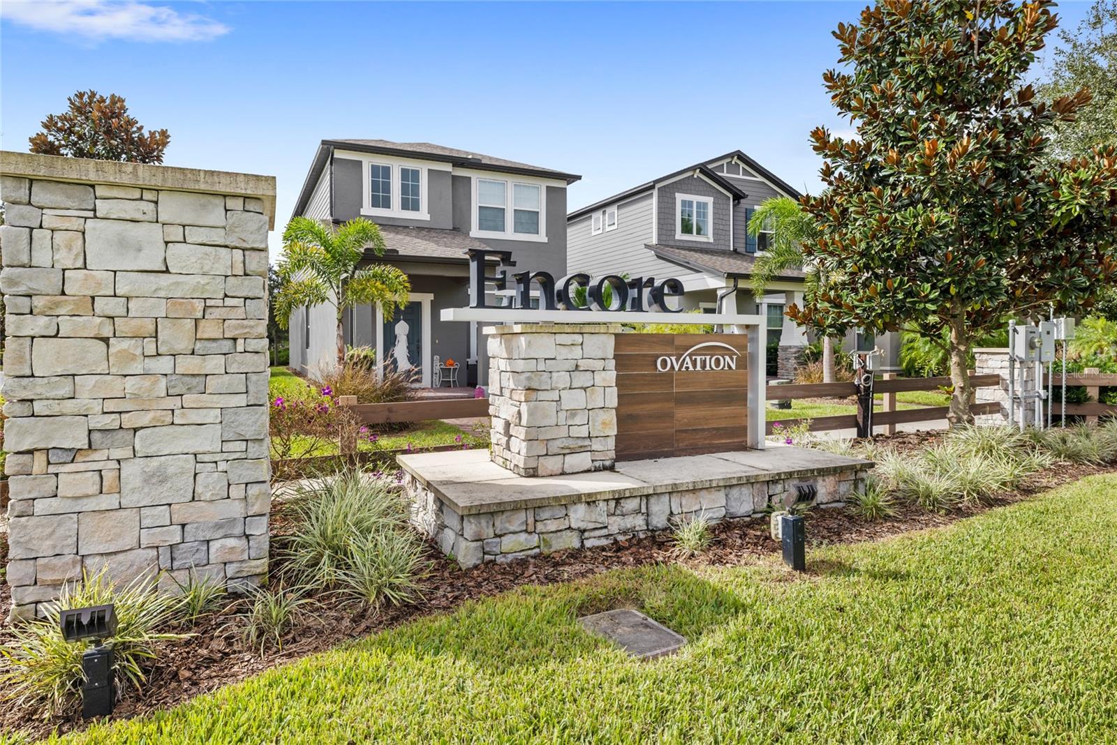 12152 EASTMOOR DR