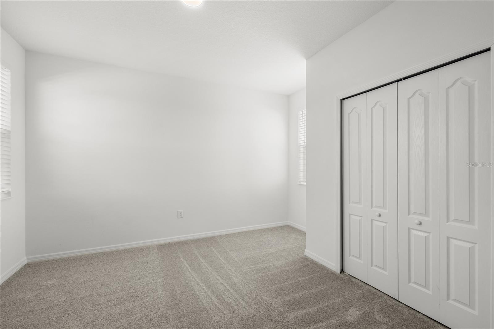 12152 EASTMOOR DR