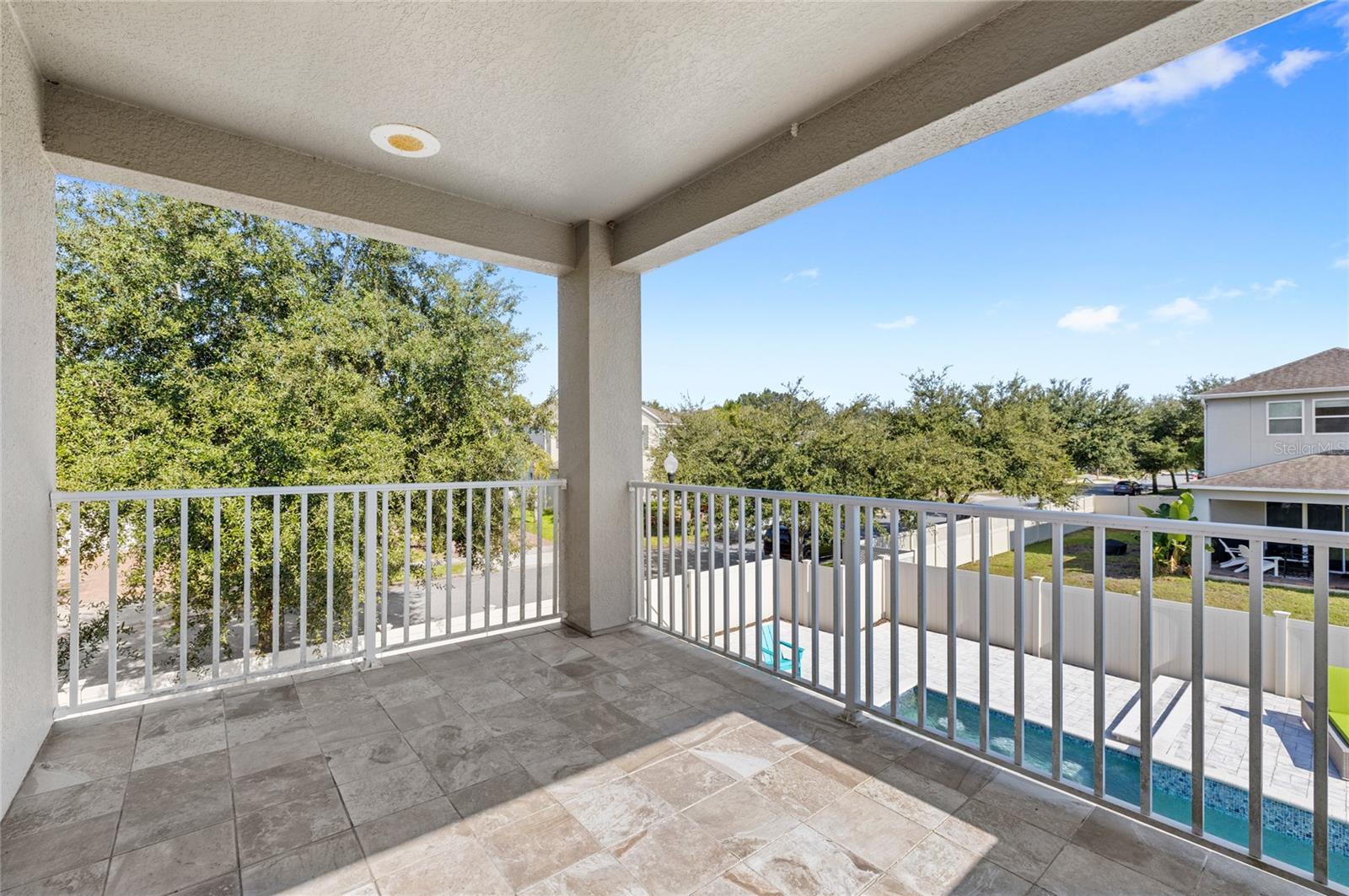 8007 NAVEL ORANGE LN
