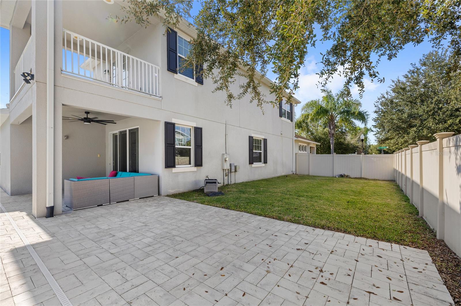 8007 NAVEL ORANGE LN