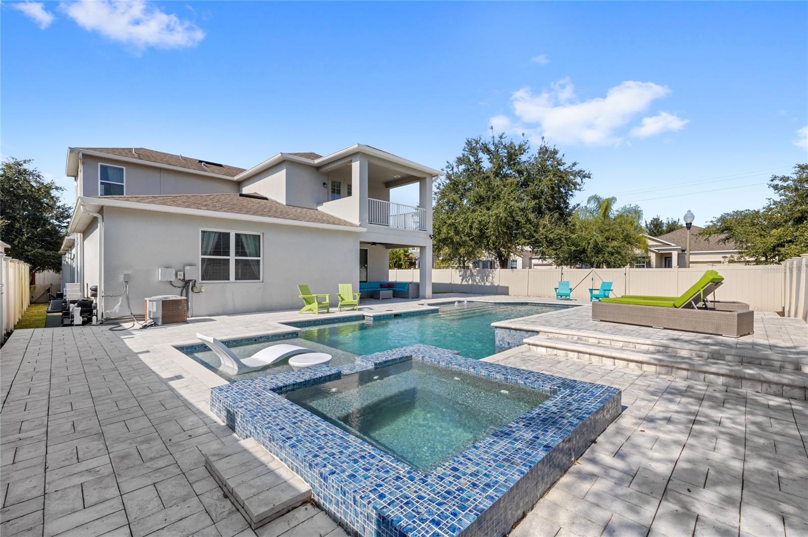 8007 NAVEL ORANGE LN