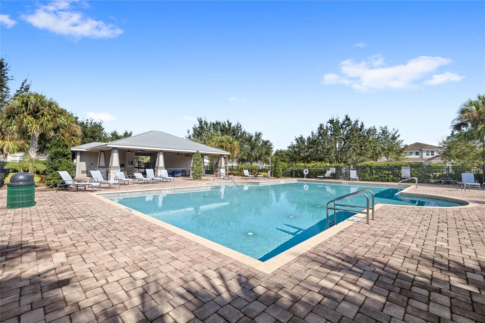 8007 NAVEL ORANGE LN