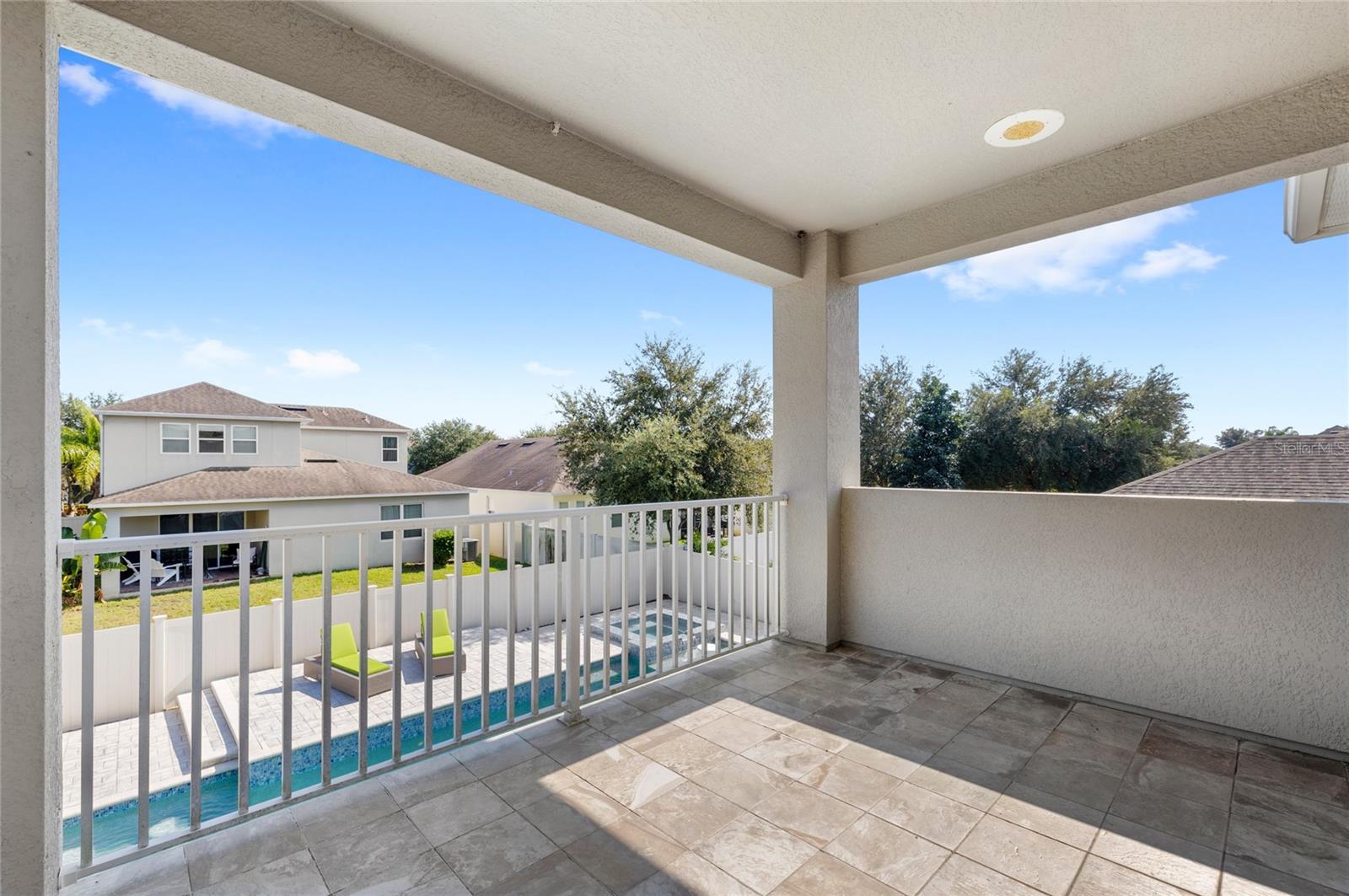 8007 NAVEL ORANGE LN