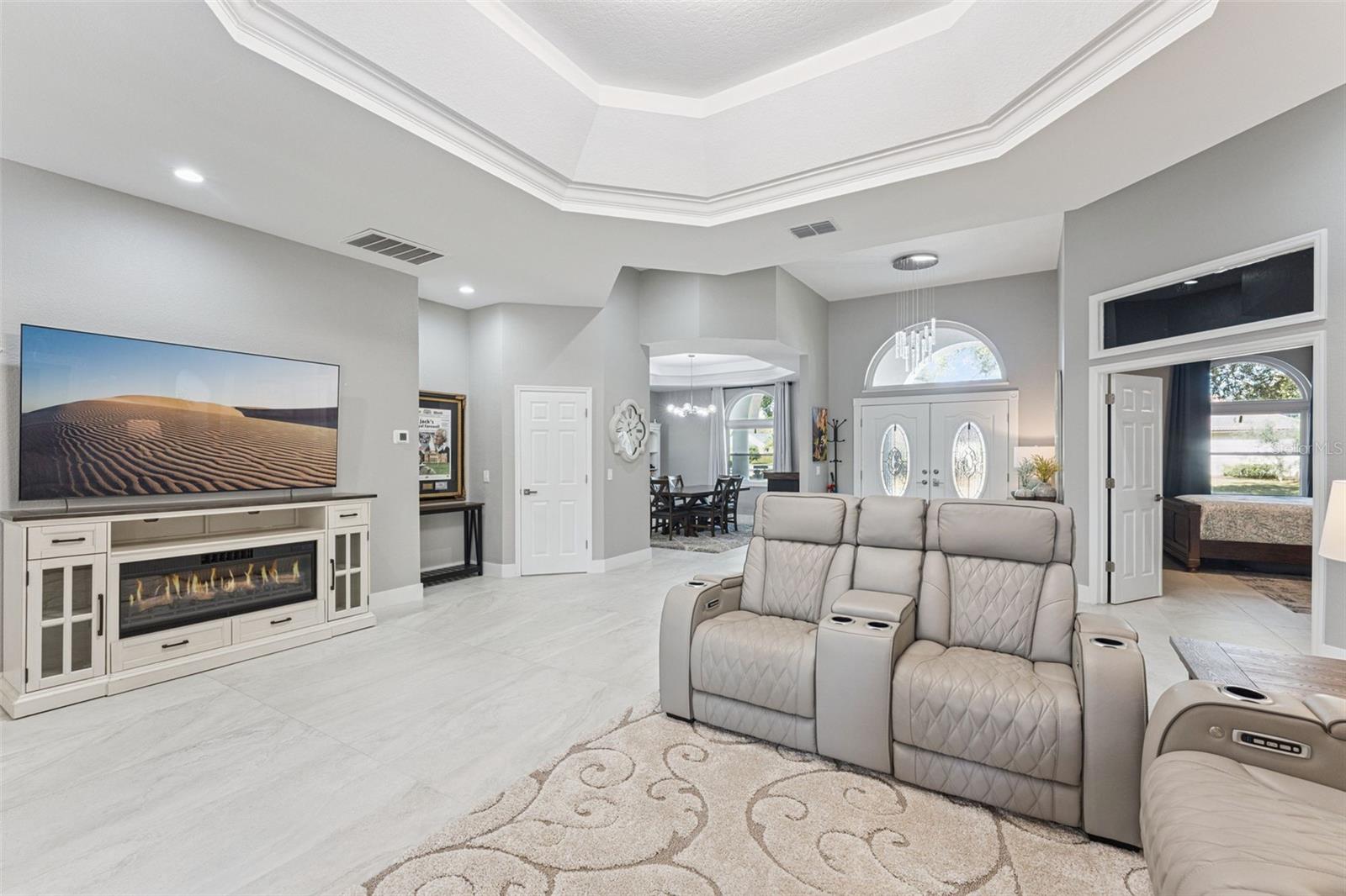 9120 SOUTH BAY DR