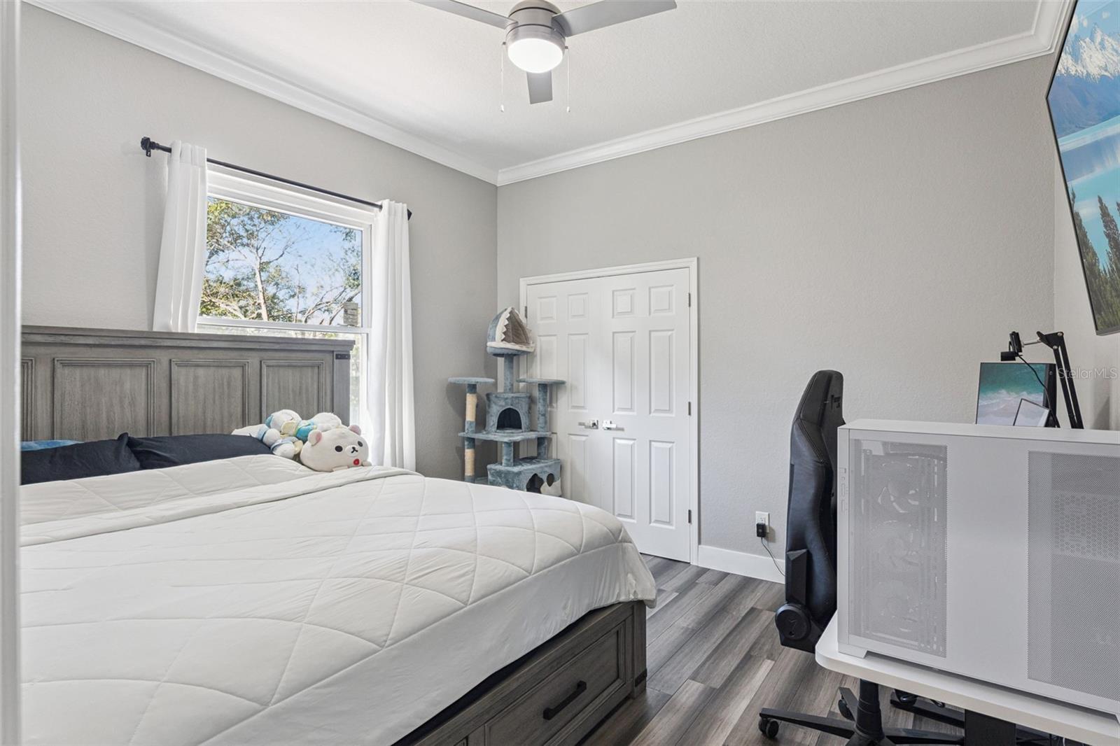 9120 SOUTH BAY DR