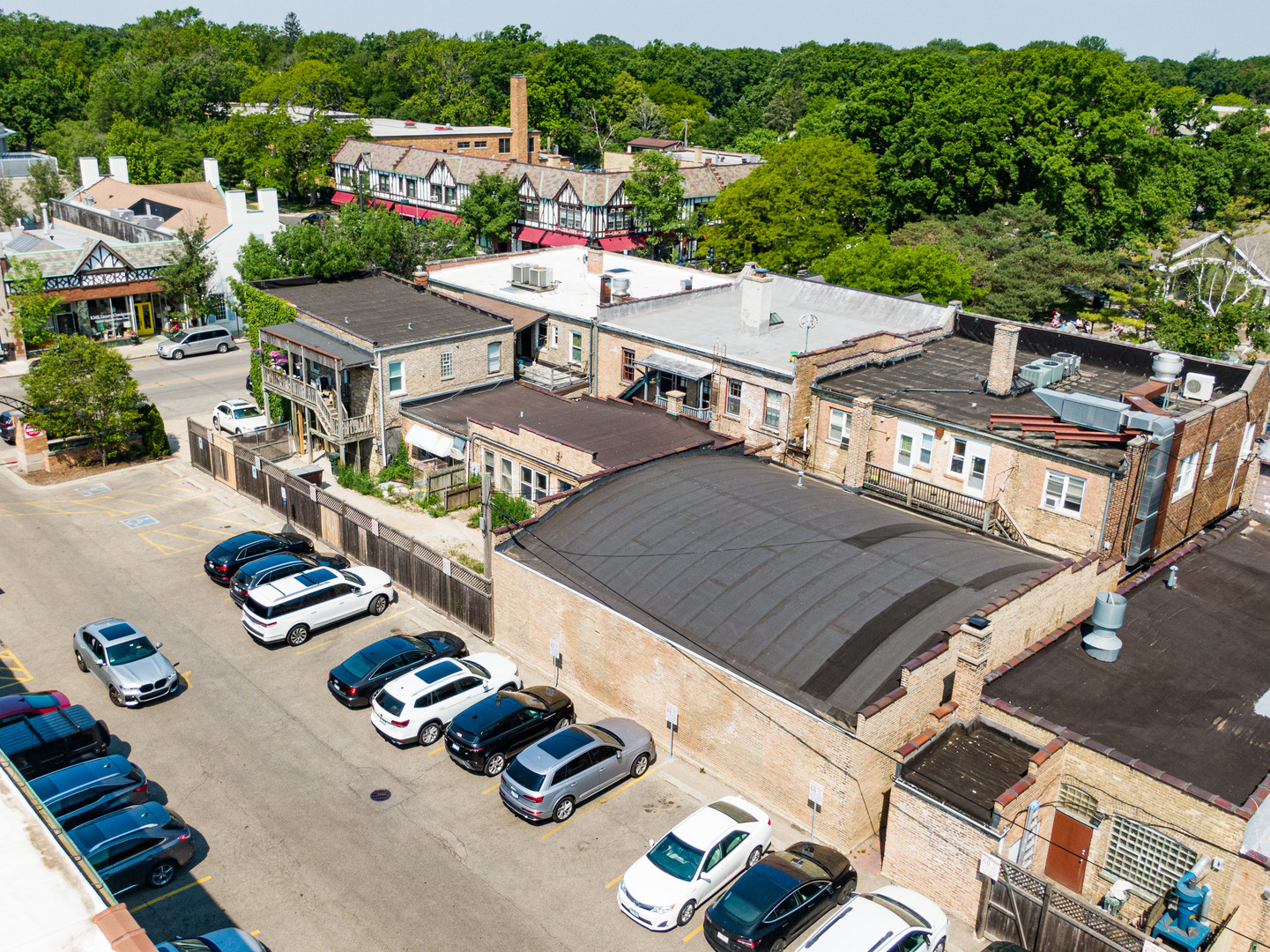 933 Green Bay Road