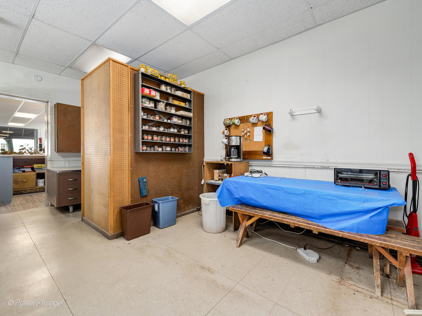 933 Green Bay Road