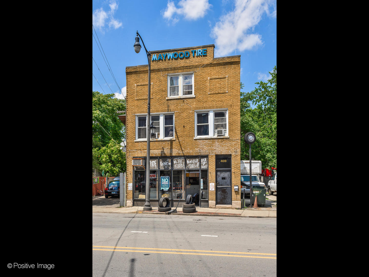 409 Lake Street